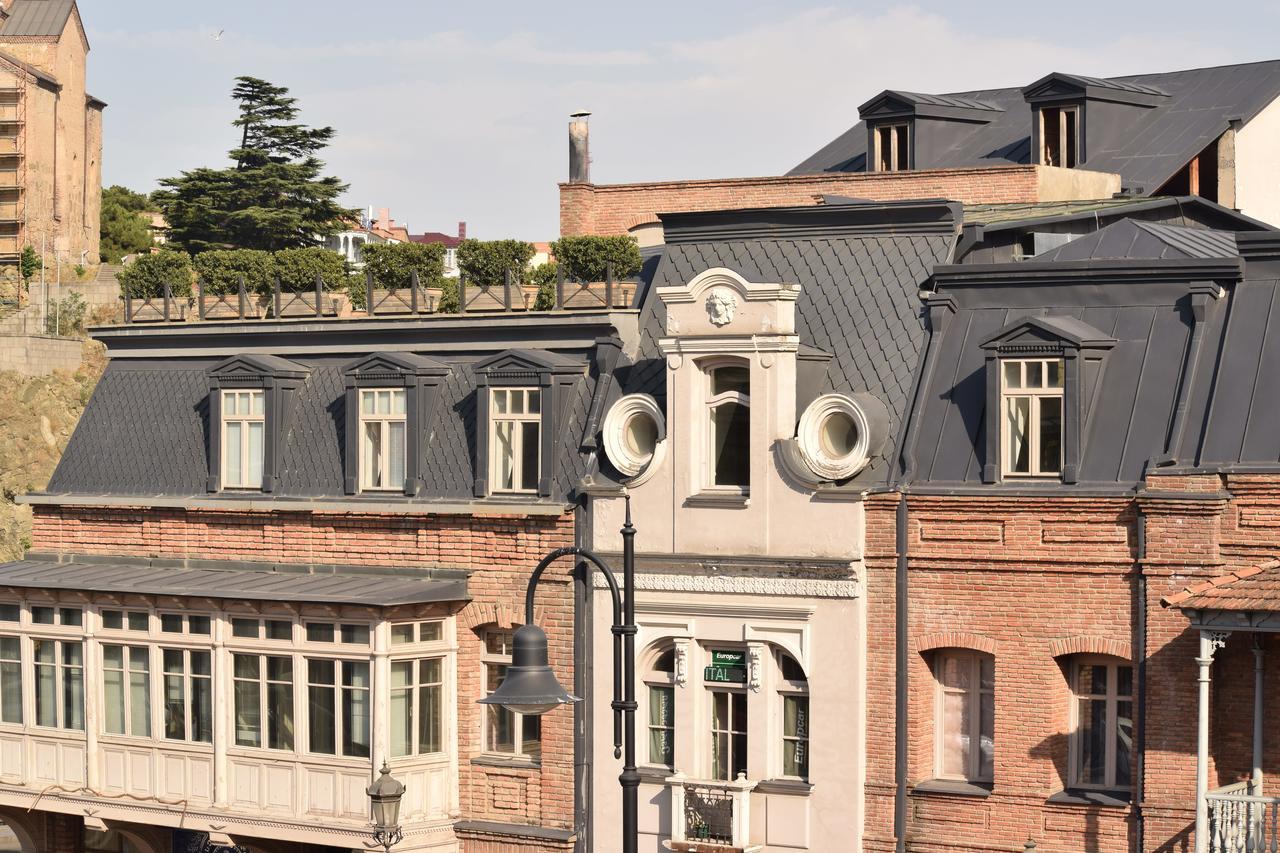 Euphoria Inn Тбілісі Екстер'єр фото